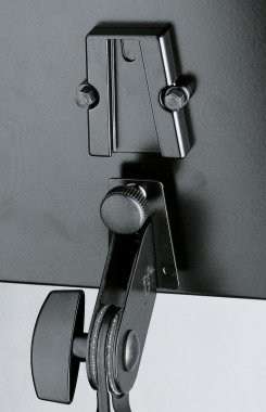 12140